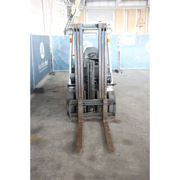 2014 نيسان U1D2A25LQ-46946543