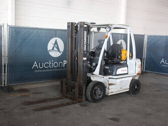 2014-nissan-u1d2a25lq-1449377-46946544