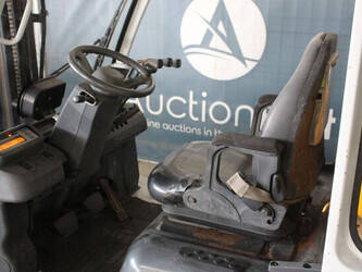 2014-nissan-u1d2a25lq-1449377-46946557