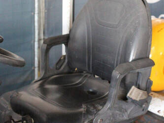 2014-nissan-u1d2a25lq-1449377-46946560