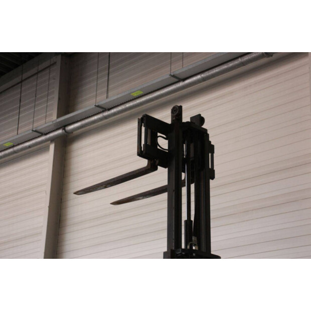 2014 نيسان U1D2A25LQ-46946567