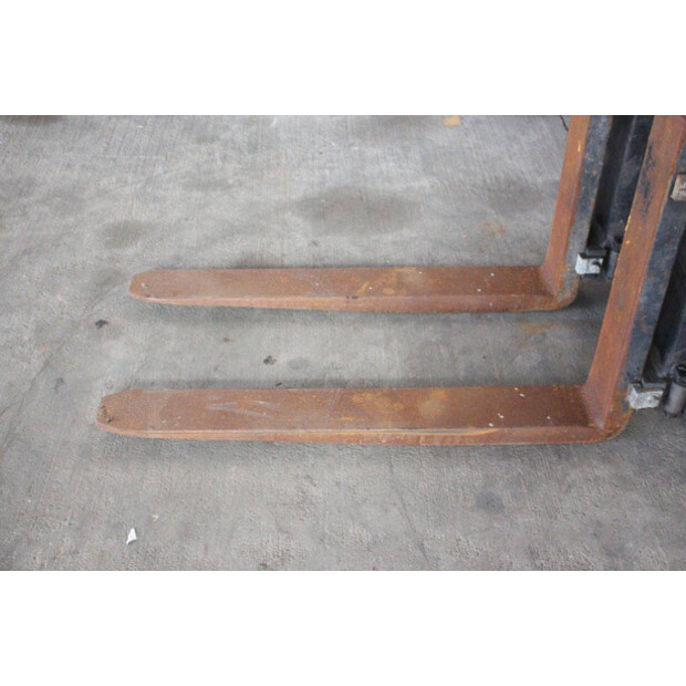 2013 تي سي ام FG50T9-46946579