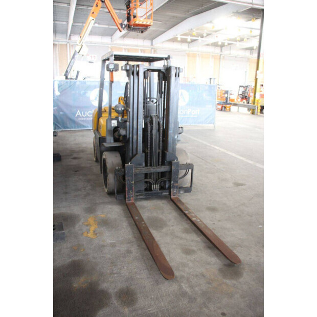 2012 TCM FG35T9-46946606