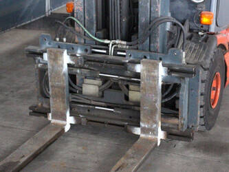 2007-linde-e25-02-1449381-46946672