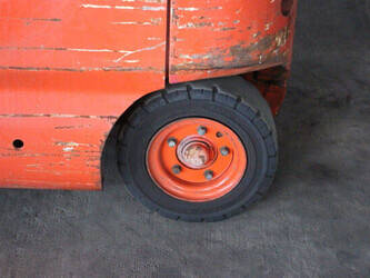 2007-linde-e25-02-1449381-46946678