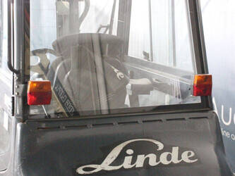 2007-linde-e25-02-1449381-46946679