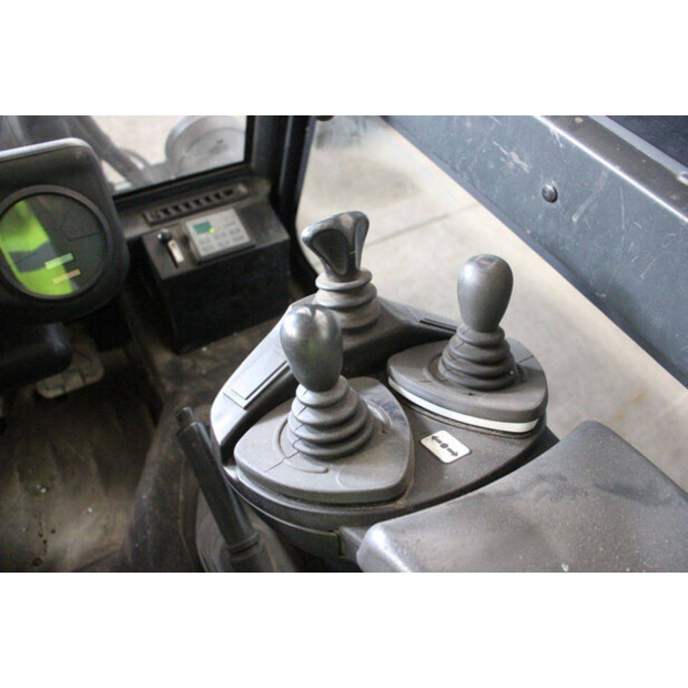 2007 Linde E25/02-46946684