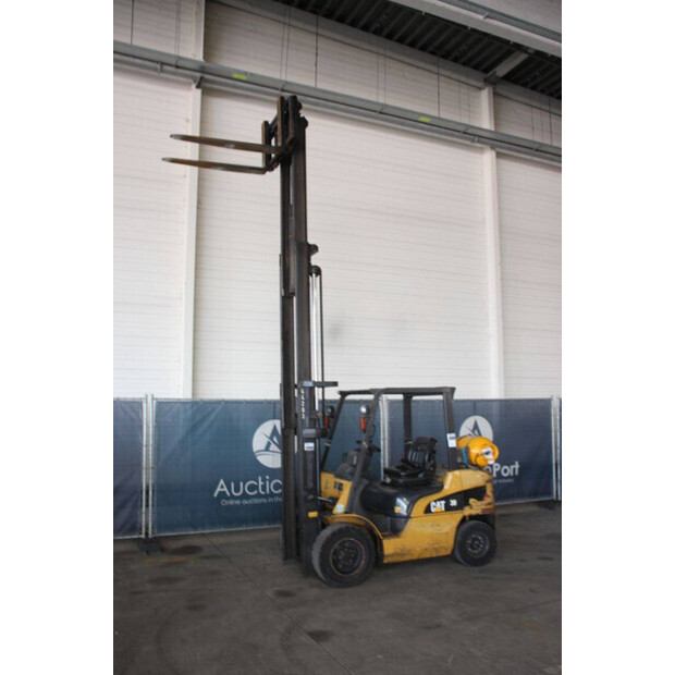 2008 كاتربيلر GP30NT-46946783