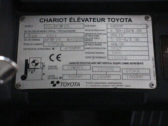 2017-toyota-02-8fgf15-1449386-46946845