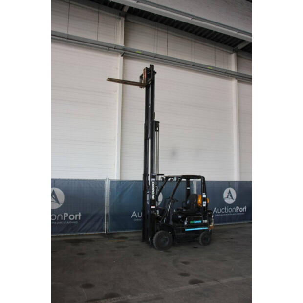 2016 UNICARRIERS P1D1A18LQ-46946879