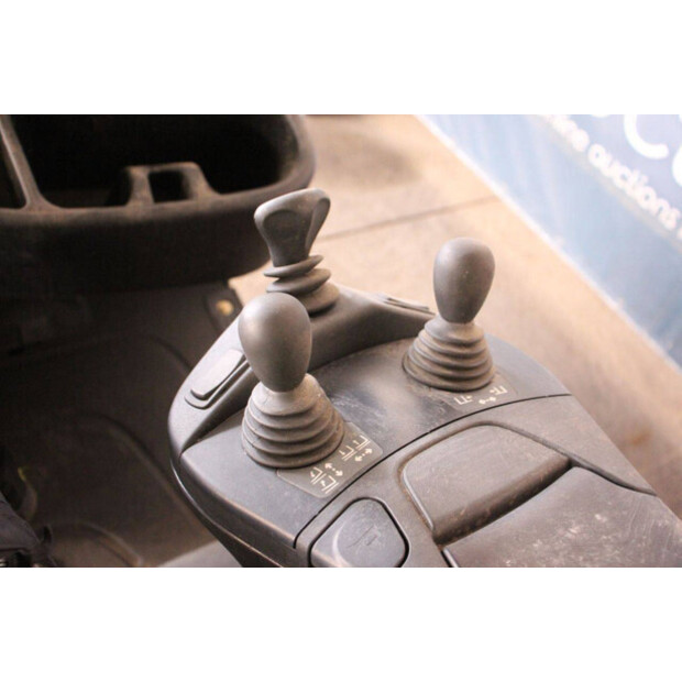 2016 Linde H16CNG-01-46946907