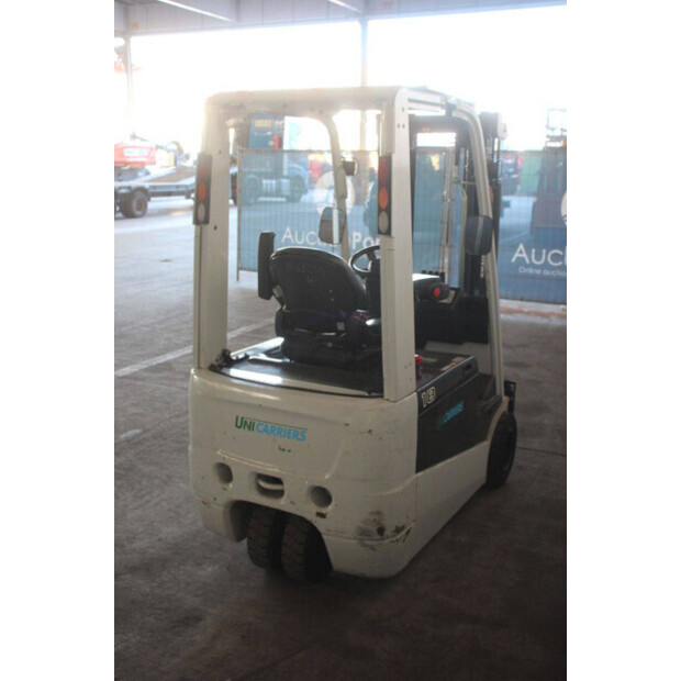 2015 UNICARRIERS AG1N1L18Q-46946919
