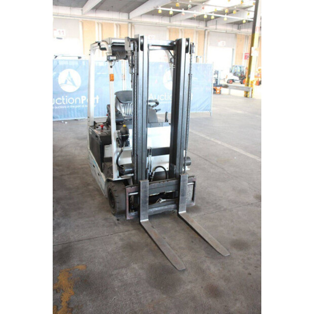 2016 UNICARRIERS A1N1L15Q-46946950