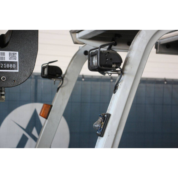 2016 UNICARRIERS A1N1L15Q-46946957