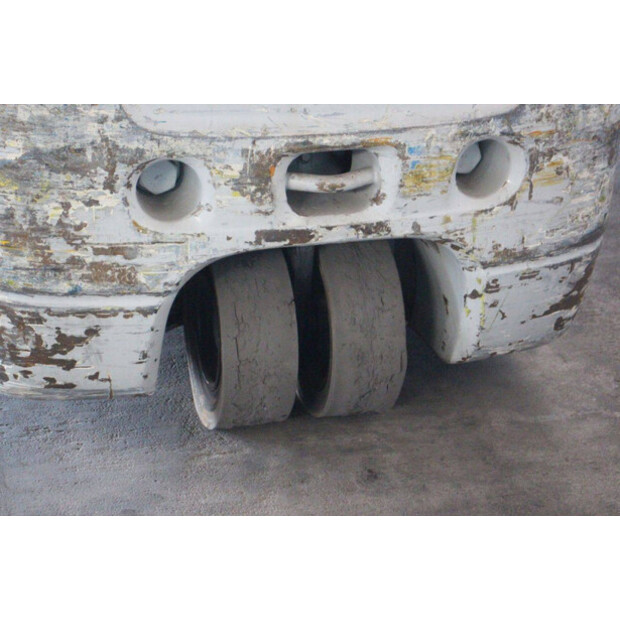 2016 UNICARRIERS A1N1L15Q-46946959