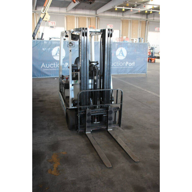 2016 UNICARRIERS AG1N1L18Q-46946979