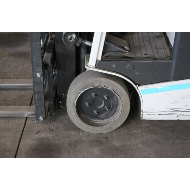 2016 UNICARRIERS AG1N1L18Q-46946987