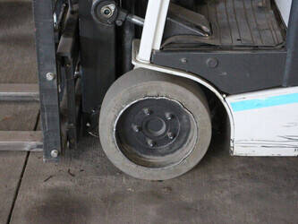 2016-unicarriers-ag1n1l18q-1449391-46946987