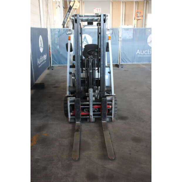 2016 UNICARRIERS JAG1N1L18Q-46947010