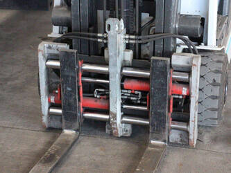 2016-unicarriers-jag1n1l18q-46947013