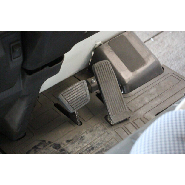 2016 UNICARRIERS JAG1N1L18Q-46947026