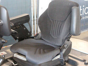 2016-unicarriers-jag1n1l18q-46947027