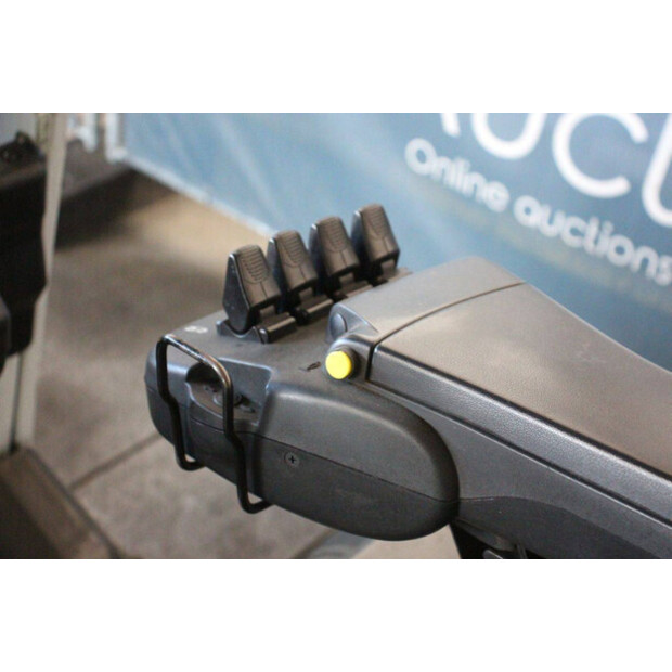 2016 UNICARRIERS JAG1N1L18Q-46947028