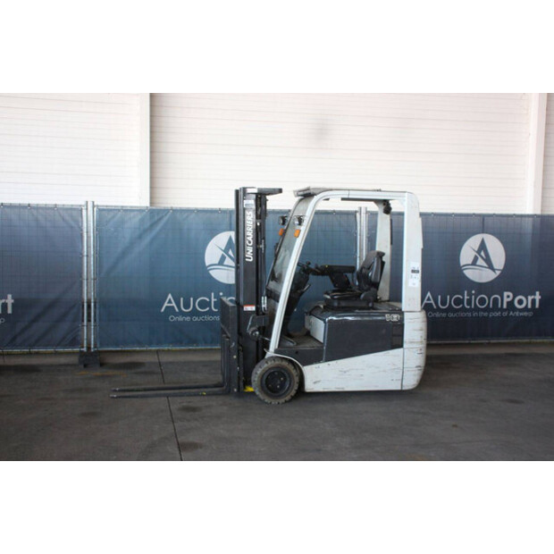 2015 UNICARRIERS AG1N1L18Q-46947035