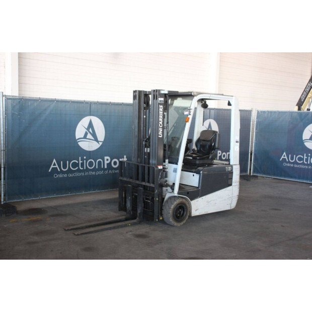 2015 UNICARRIERS AG1N1L18Q-46947042