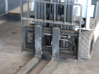 2015-unicarriers-ag1n1l18q-1449393-46947044