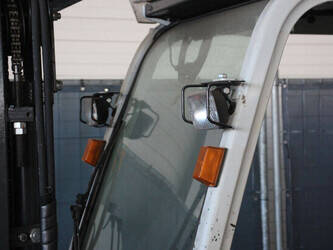 2015-unicarriers-ag1n1l18q-1449393-46947047