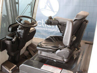 2015-unicarriers-ag1n1l18q-1449393-46947053