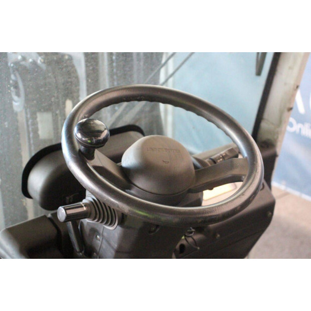 2015 UNICARRIERS AG1N1L18Q-46947054