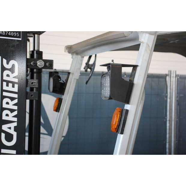 2018 UNICARRIERS AG2N1L18Q-46947075