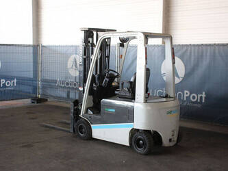 2015-unicarriers-jag1n1l16q-46947094