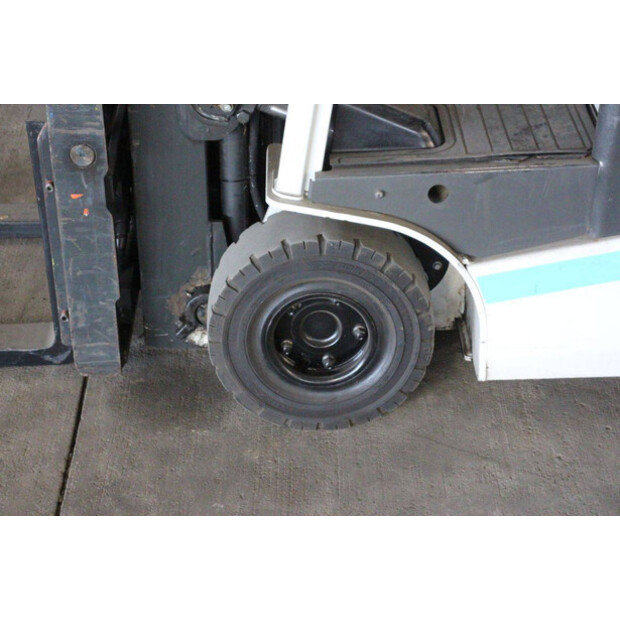 2015 UNICARRIERS JAG1N1L16Q-46947105