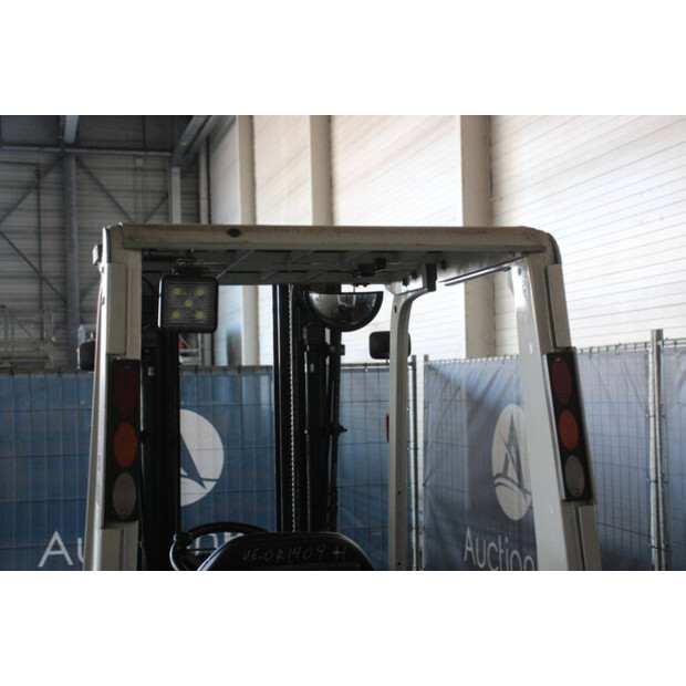 2015 UNICARRIERS JAG1N1L16Q-46947109