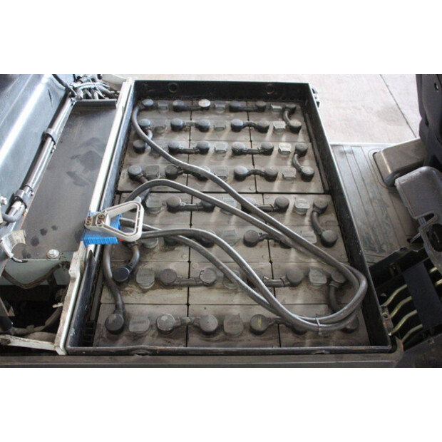 2015 UNICARRIERS JAG1N1L16Q-46947111