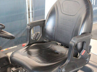 2015-unicarriers-jag1n1l16q-46947116