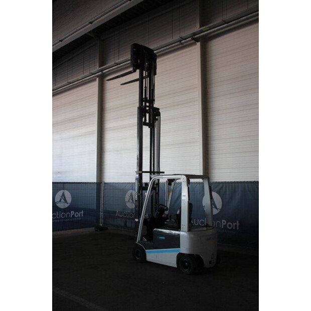 2015 UNICARRIERS JAG1N1L16Q-46947121