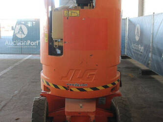 2013-jlg-e300ajp-1449397-46947158