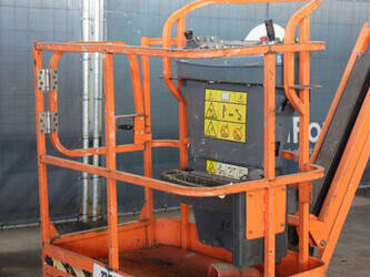 2013-jlg-e300ajp-1449397-46947163