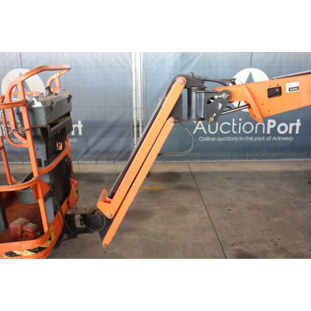 2013 JLG E300AJP-46947167