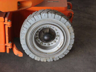 2013-jlg-e300ajp-1449397-46947169