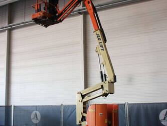 2013-jlg-e300ajp-1449397-46947179