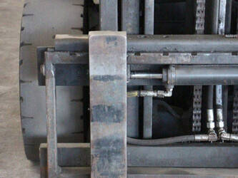 2015-unicarriers-g1q2l25q-46947256