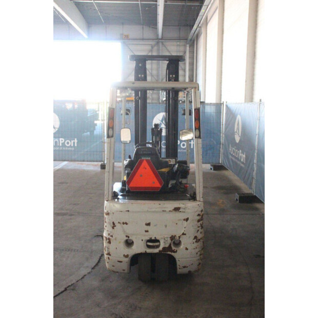 2014 UNICARRIERS AG1N1L16Q-46947279