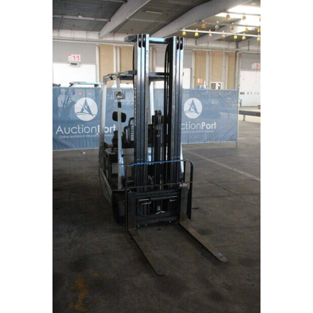 2014 UNICARRIERS AG1N1L16Q-46947281