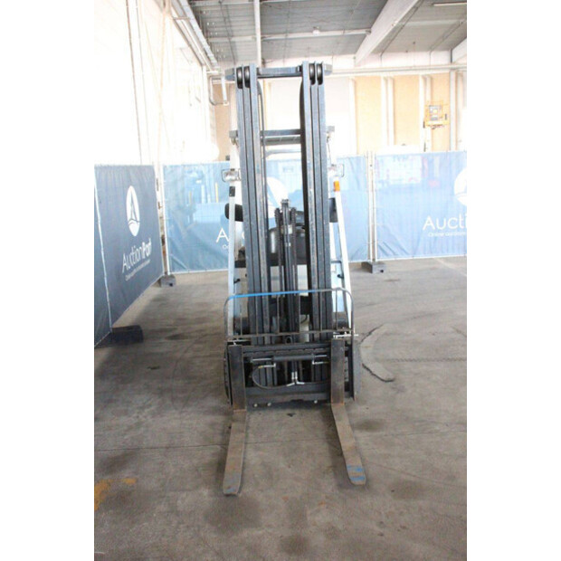 2014 UNICARRIERS AG1N1L16Q-46947282