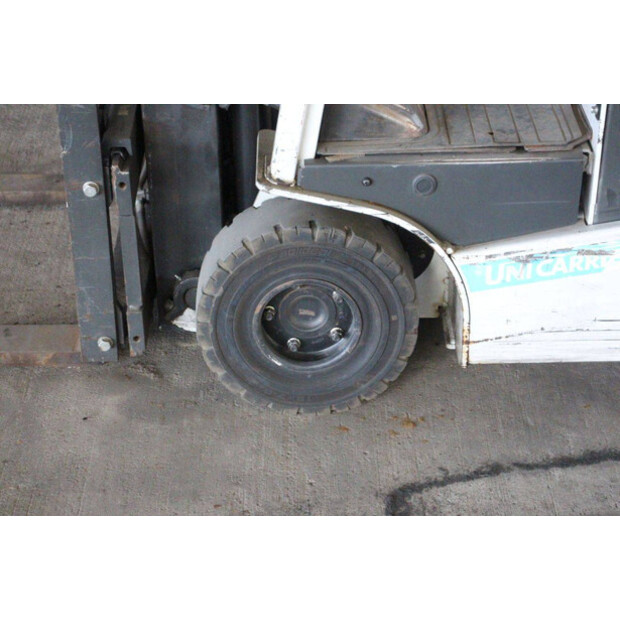 2014 UNICARRIERS AG1N1L16Q-46947288